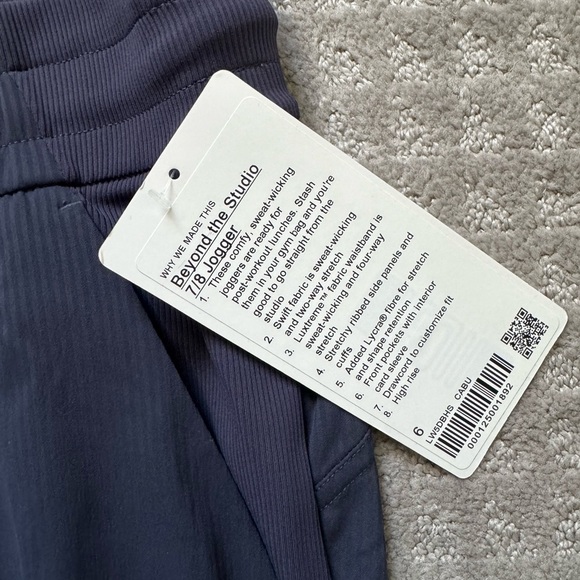 NWT Lululemon beyond the studio joggers size 6 cadet blue - Picture 4 of 5